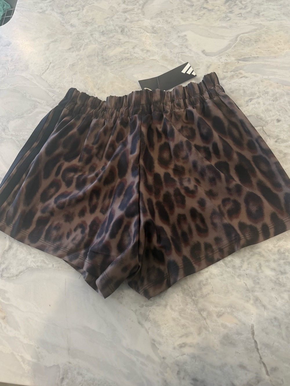 NWT Adidas limited edition Animal-Print Athletic Shorts size Small - Picture 3 of 5
